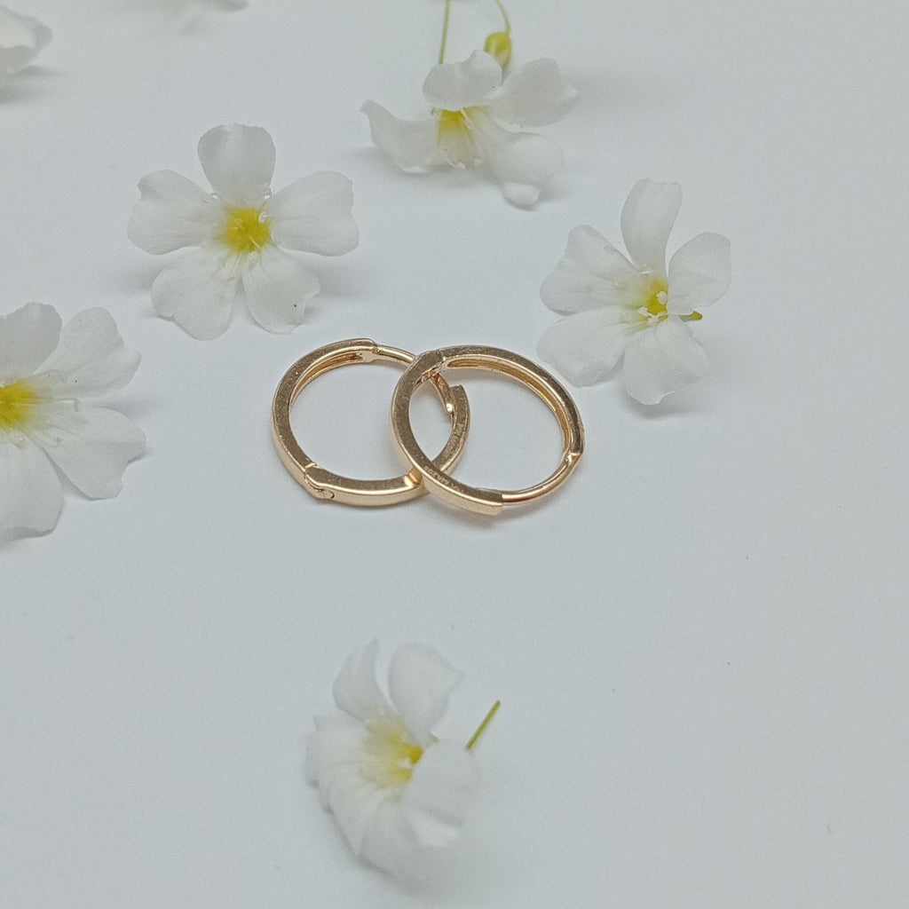 HUGGIES ORO 14K 0.9 (NUEVO)