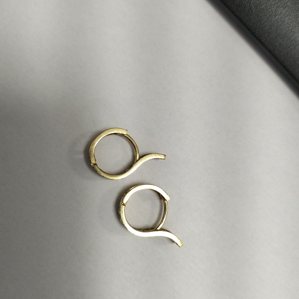 ARETES PAR ORO 14 K 2 GRMS (SEMINUEVO)