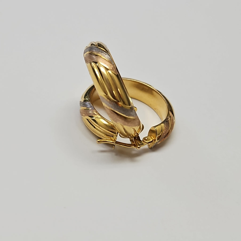 ARETES PAR ORO COMBINADO 14 K 3.5 GRMS (SEMINUEVO)