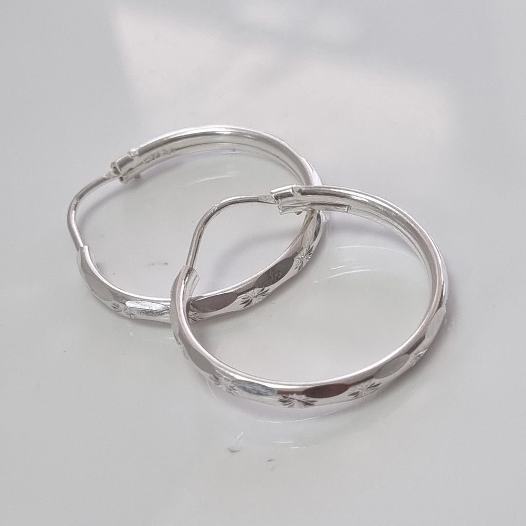 PAR ARRACADAS FACETADA PLATA .925 2.1 GR (NUEVO)