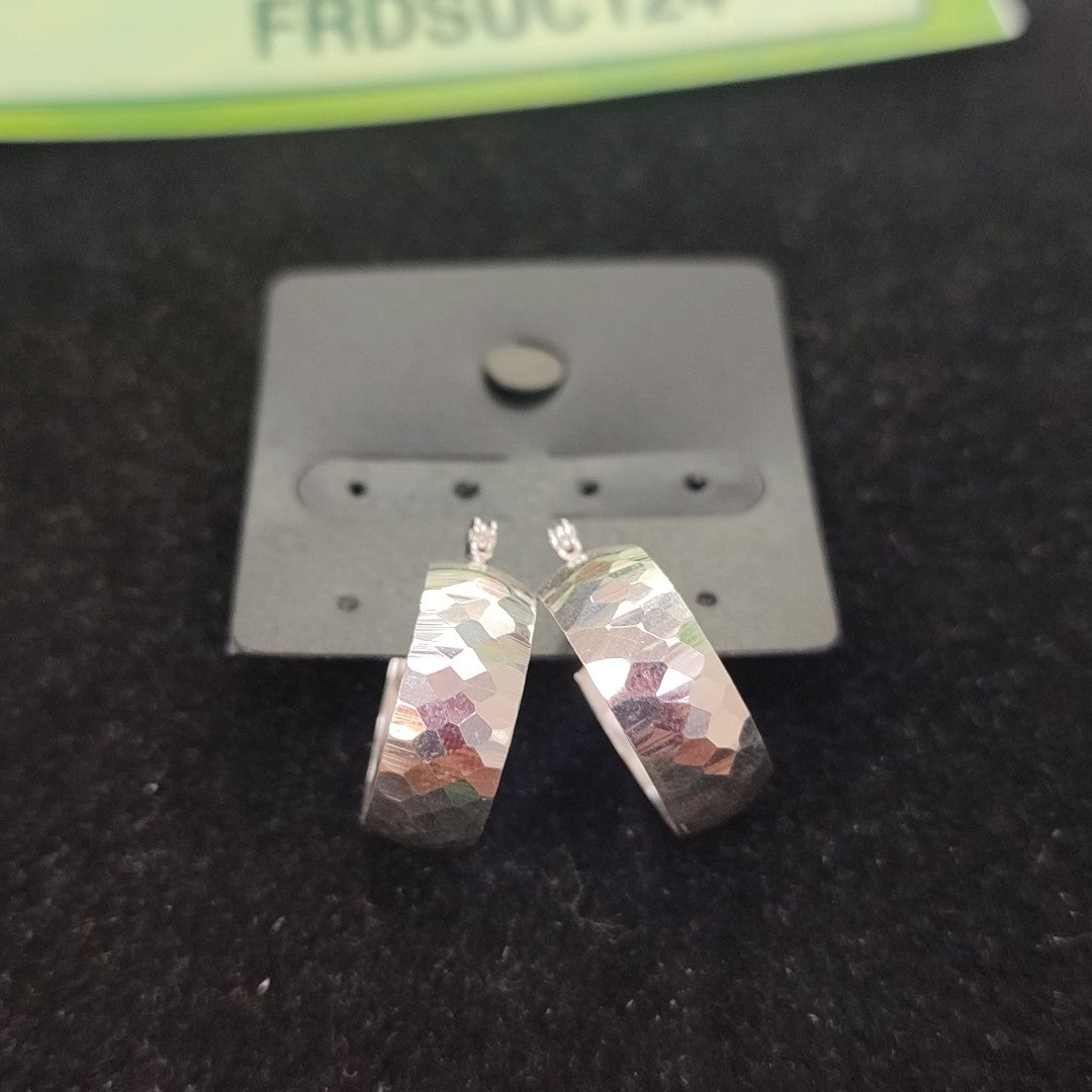 ARETES ARRACADAS FACETADAS PLATA .925 2.8 GR (NUEVO)