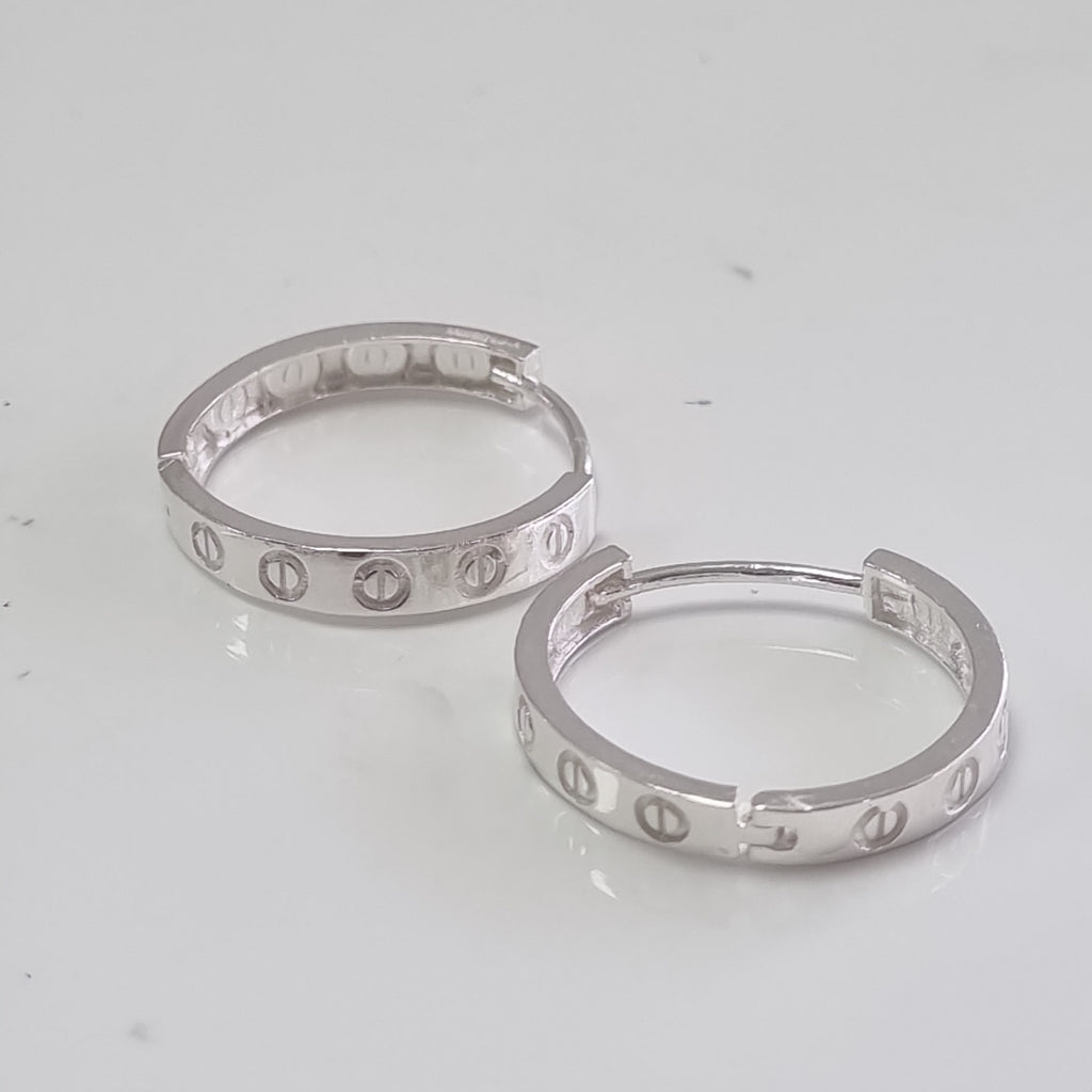 ARETES ARRACADAS FIG TORNILLOS PLATA .925 2.63 GR (NUEVO)