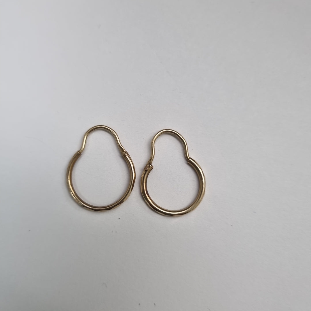 ARRACADAS PAR ORO 10 K 1.1 GRMS (SEMINUEVO)