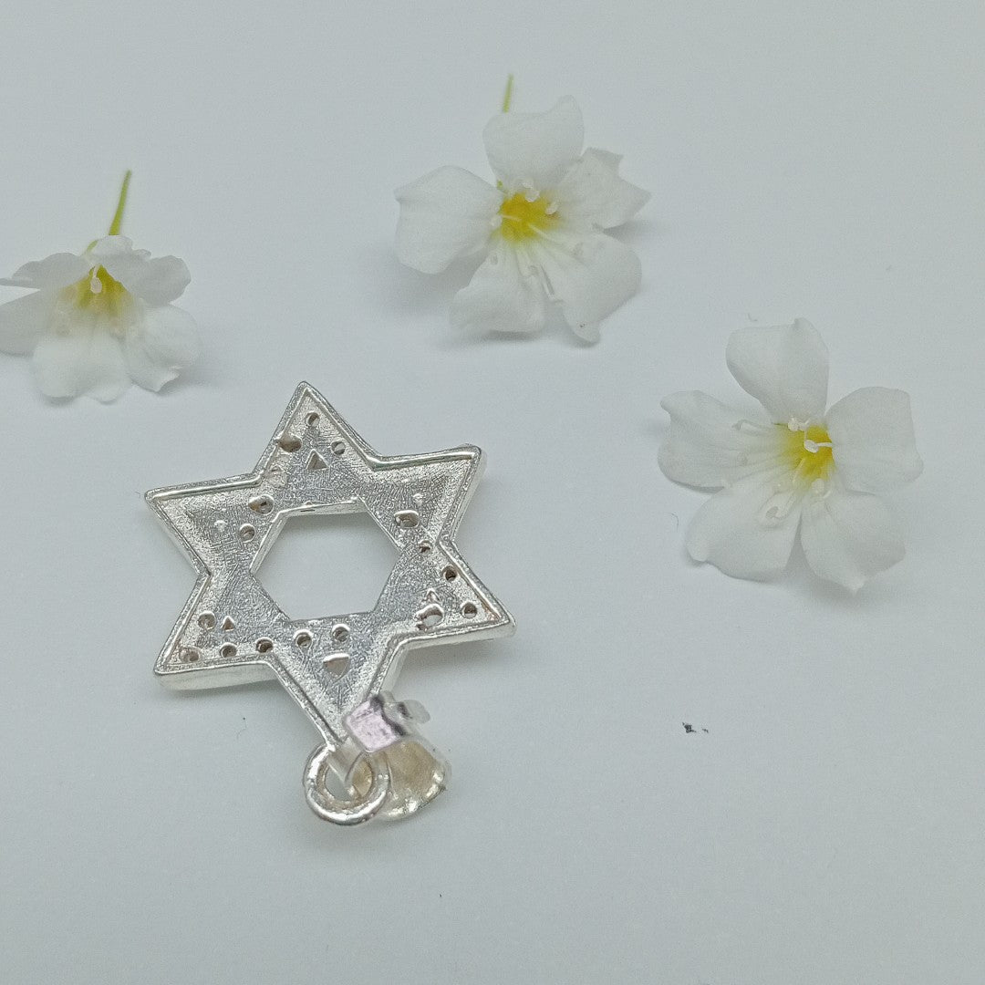 DIJE ESTRELLA DE DAVID C/CIRCONIAS PLATA .925 2.6 GR (NUEVO)