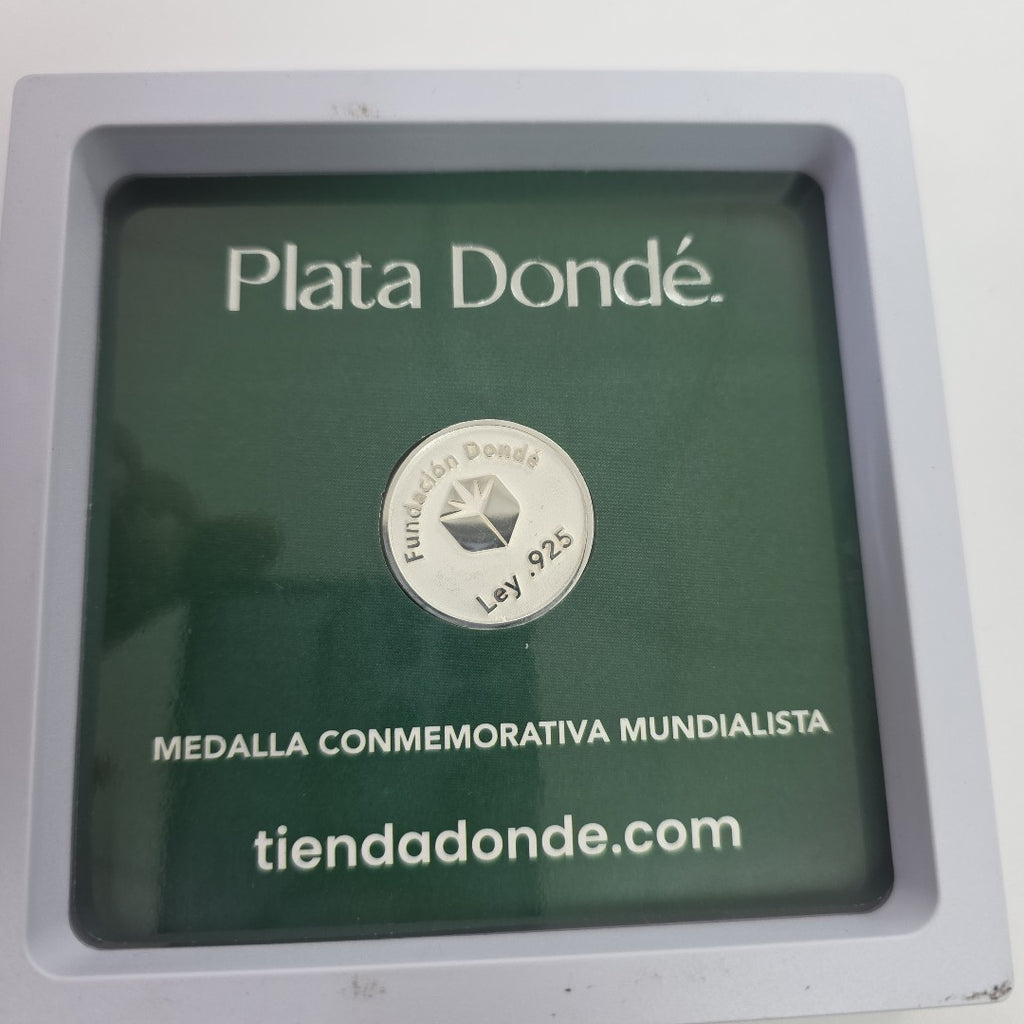 MEDALLA CONMEMORATIVA FRD FÚTBOL MOTIVO COLIBRI PLATA .925 8 GR (NUEVO)
