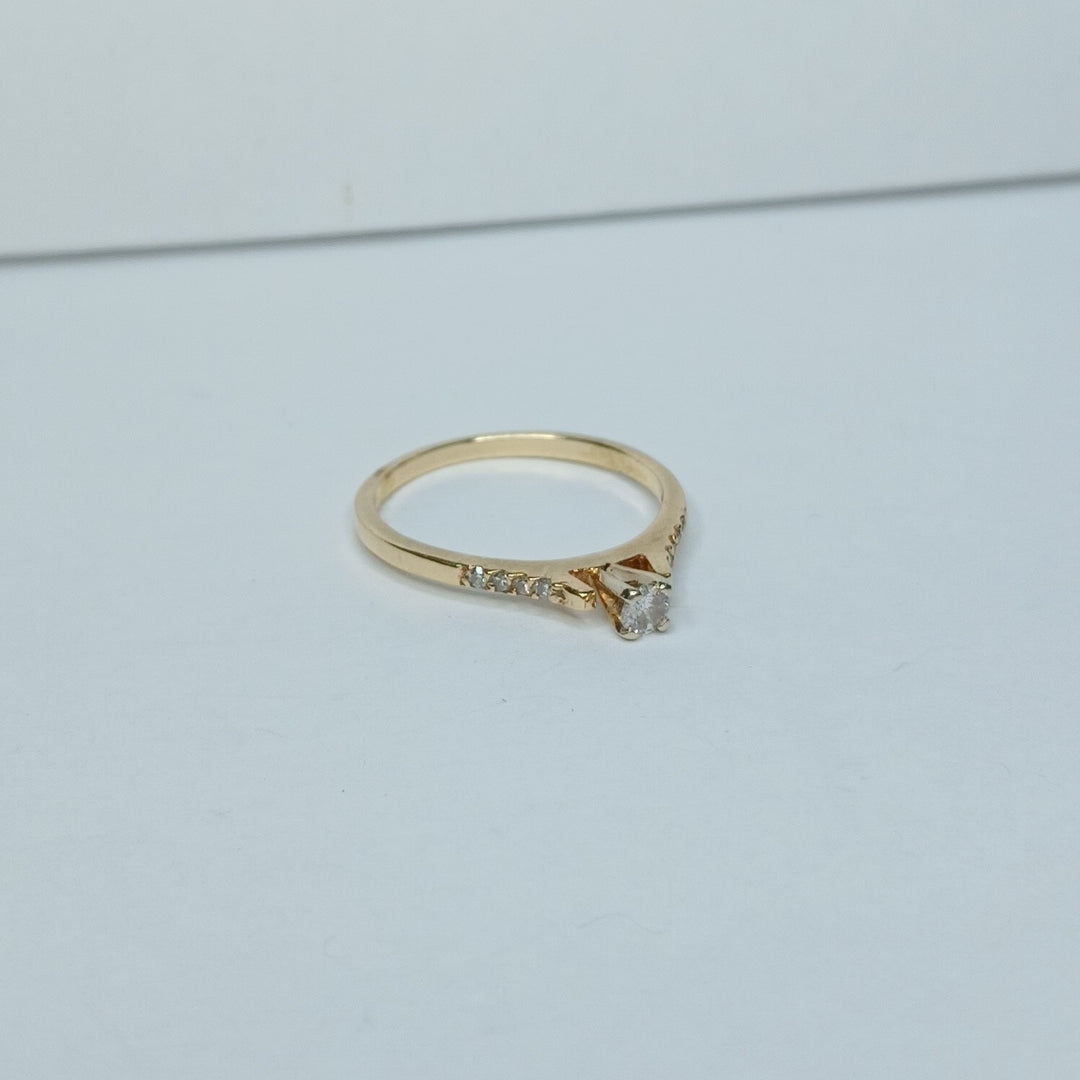 ANILLITO ORO 14 K 1.7 GRMS (SEMINUEVO)