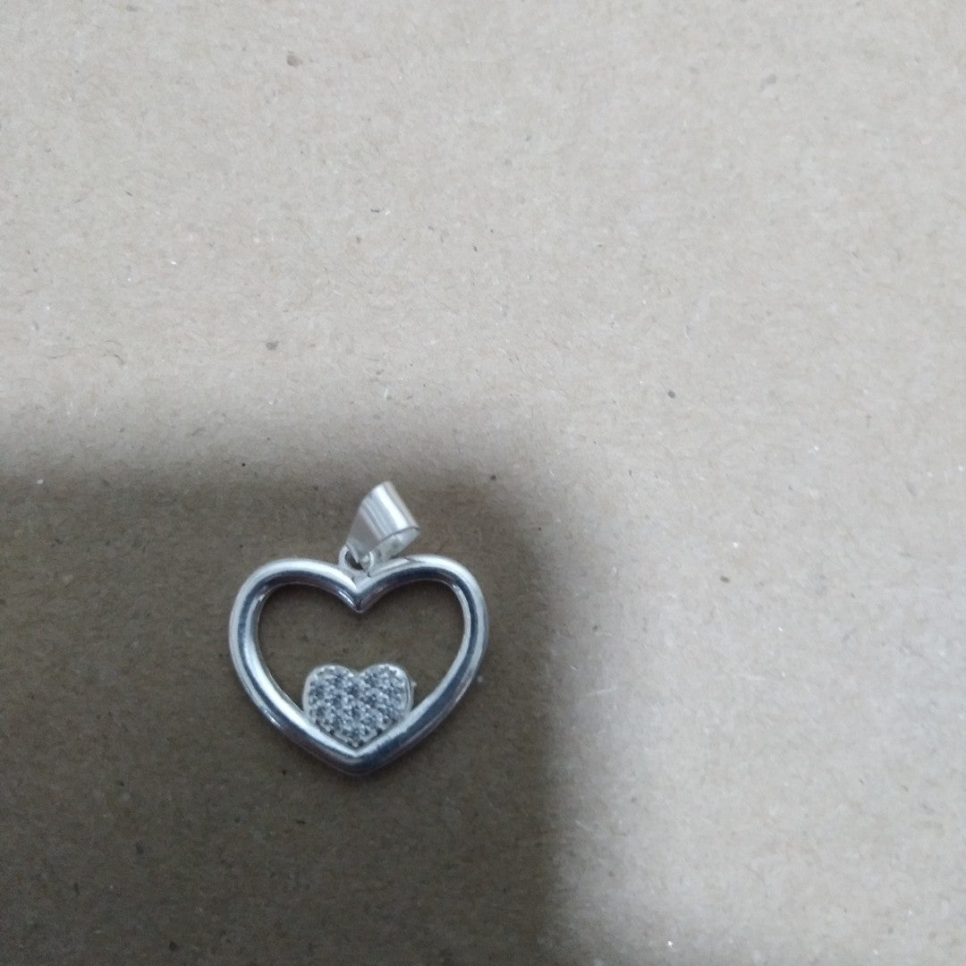 DIJE CORAZON C/CIRCONIAS PLATA .925 2.7 GR (NUEVO)