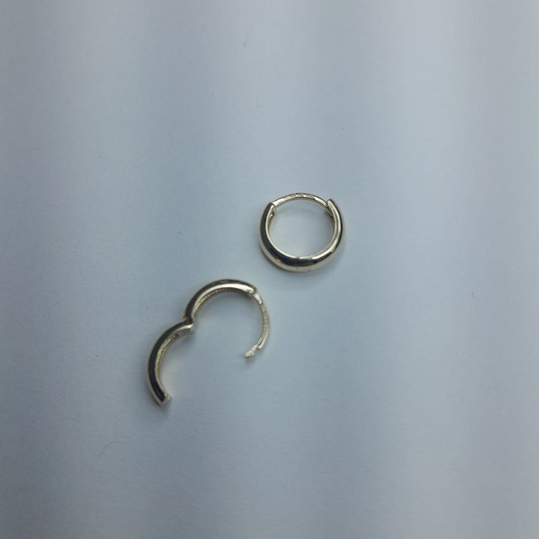 HUGGIES ORO 14K 1.2 (NUEVO)