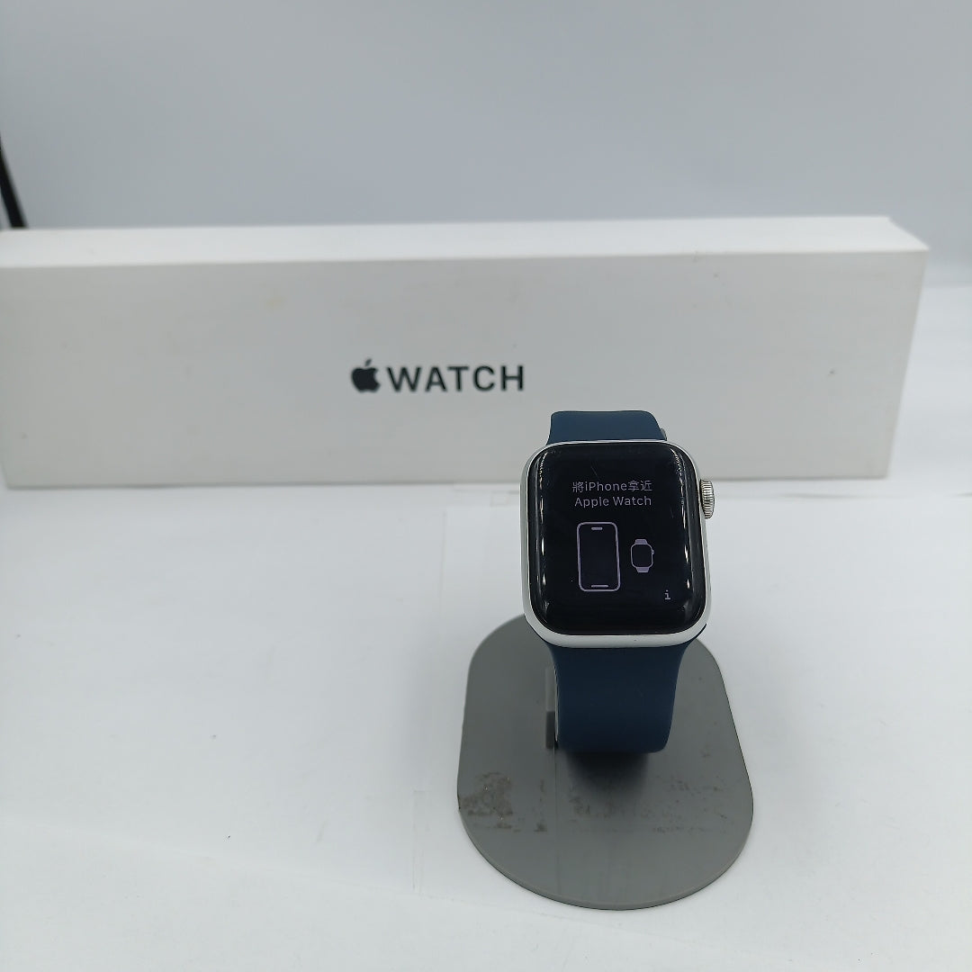 SMARTWATCH APPLE SE ALUMINIO A2351 40 MM GPS (SEMINUEVO)