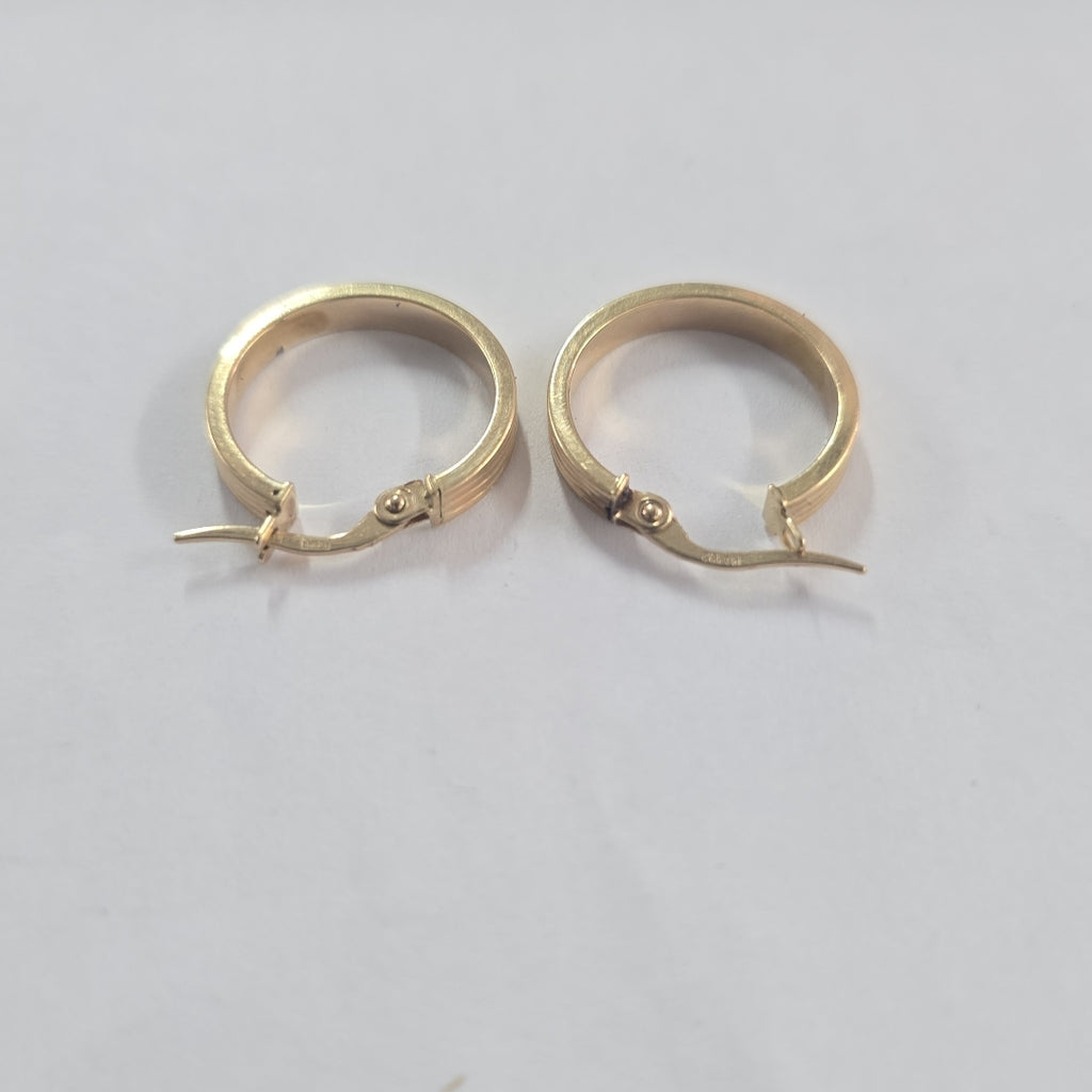 ARRACADAS PAR ORO 14 K 3.1 GRMS (SEMINUEVO)