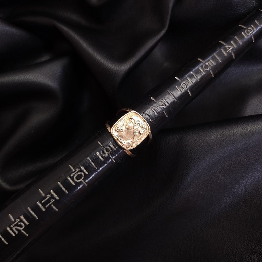 ANILLO ORO 10 K 2,50 GRMS (SEMINUEVO)