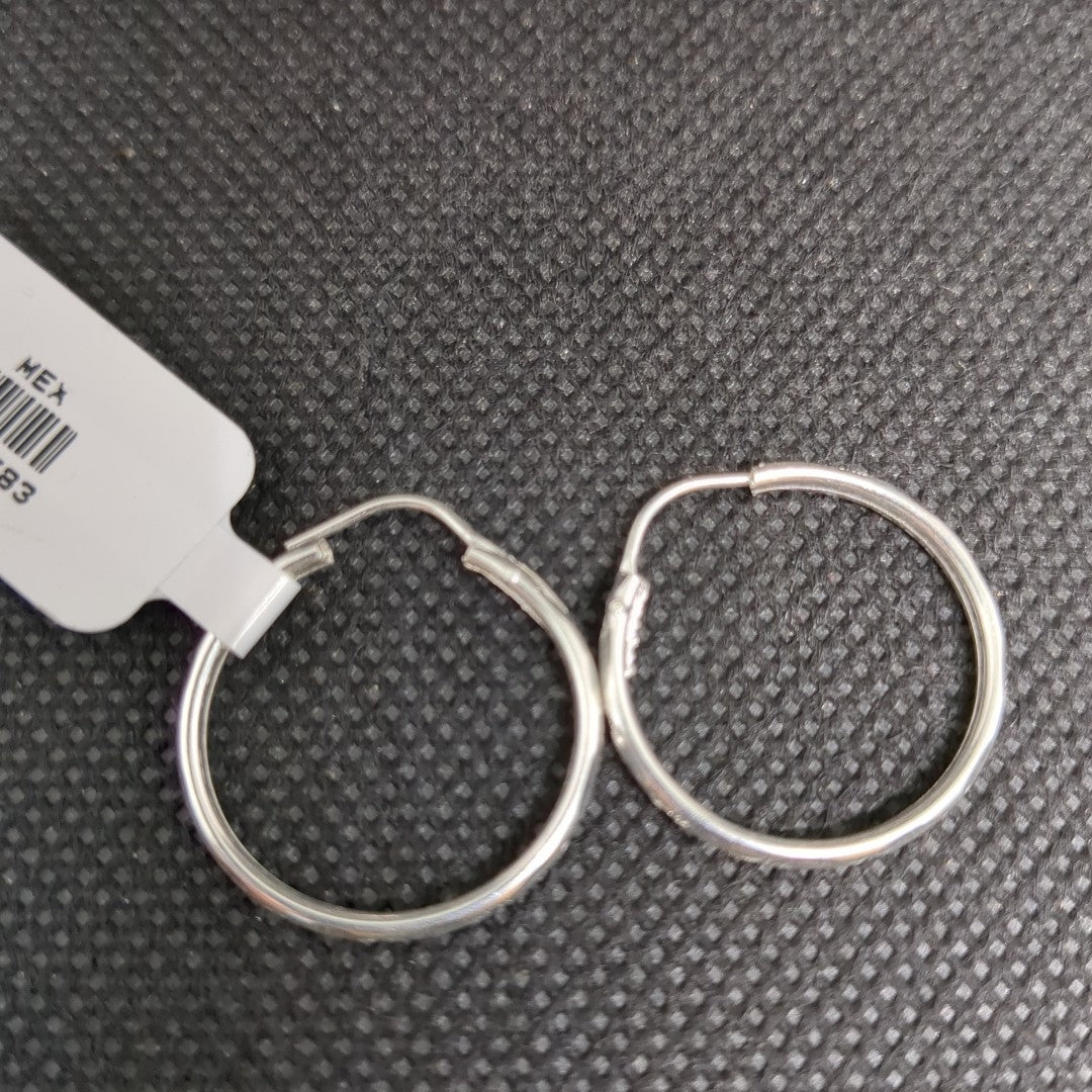 PAR ARRACADAS FACETADA PLATA .925 2.1 GR (NUEVO)