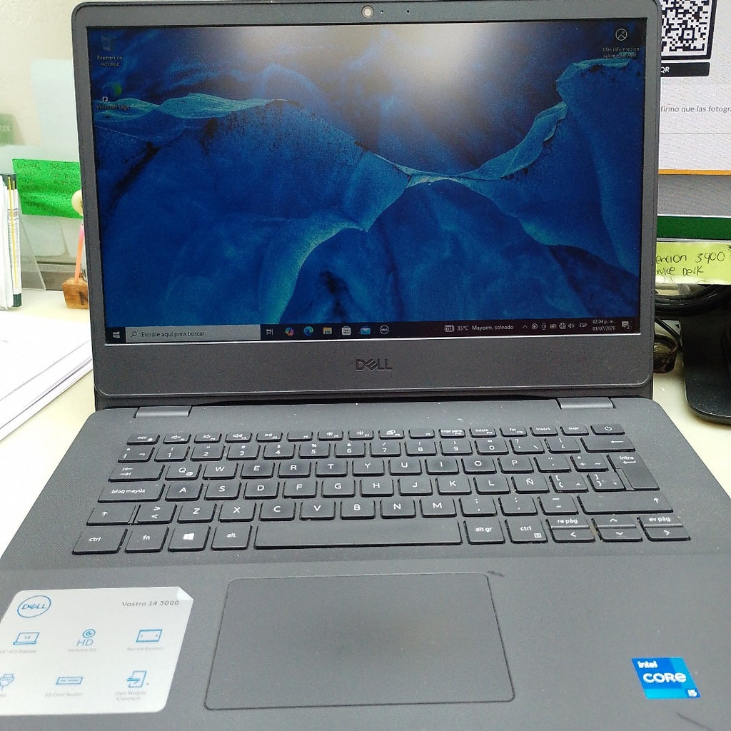 LAPTOP DELL VOSTRO 3400 (2023) 256 GB SSD 8 GB RAM (SEMINUEVO)