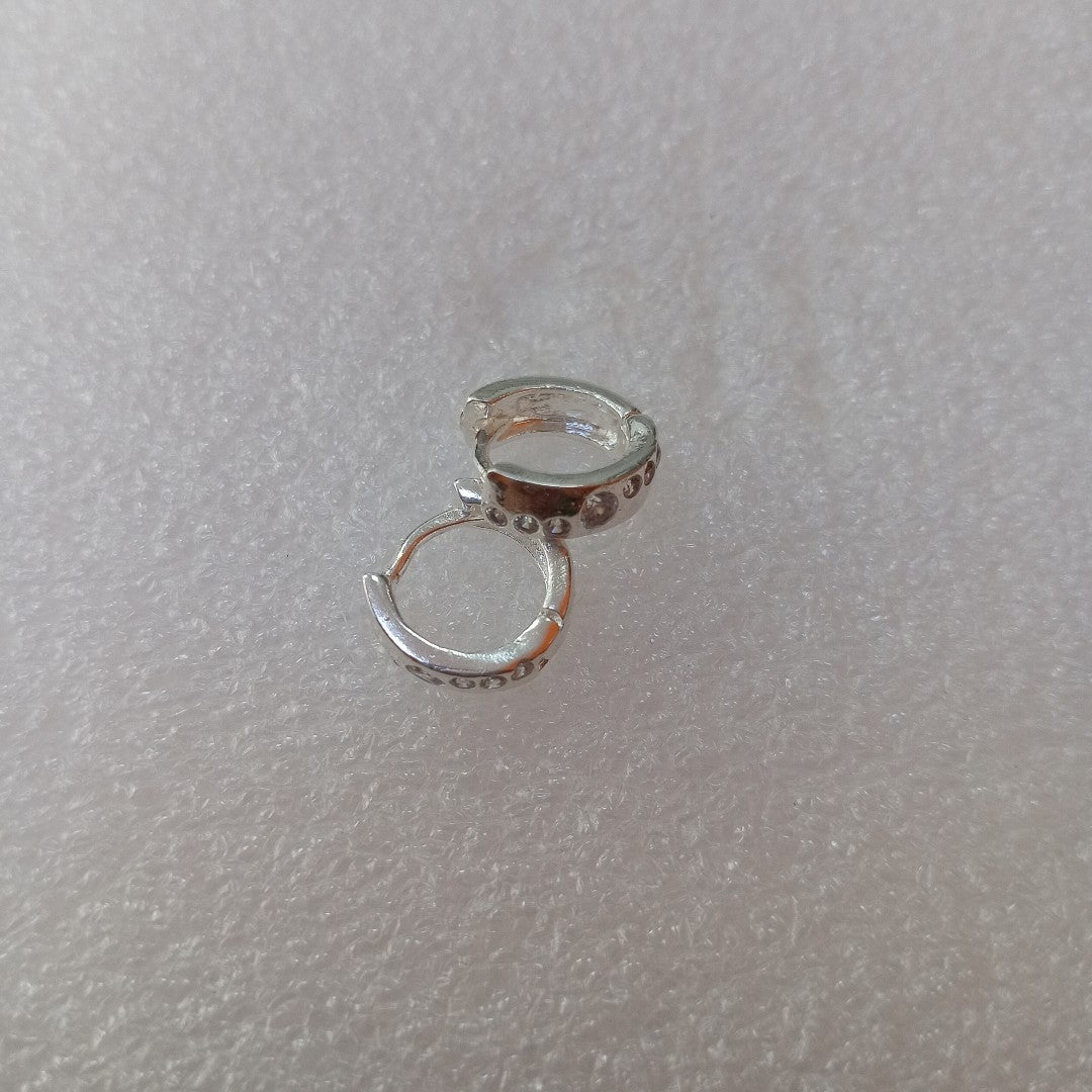ARRACADAS C/CIRCONIAS PLATA .925 2.4 GR (NUEVO)