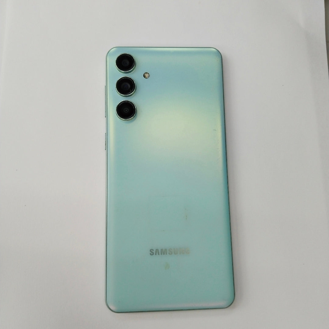 CELULAR SAMSUNG GALAXY M55 SM-M556B (2024) 256 GB 8 GB RAM (SEMINUEVO)