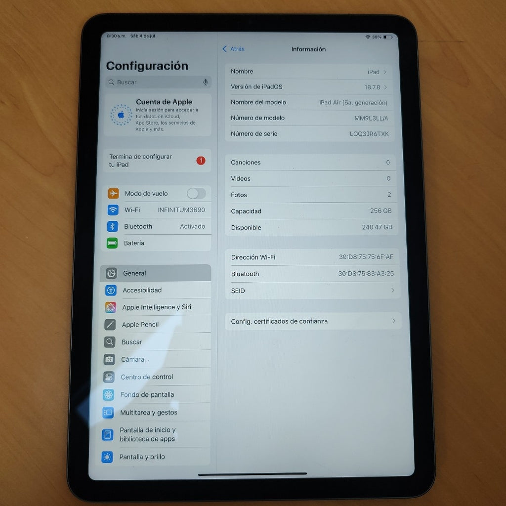 TABLETA APPLE IPAD AIR 5 A2588 256 GB 8 GB RAM (SEMINUEVO)