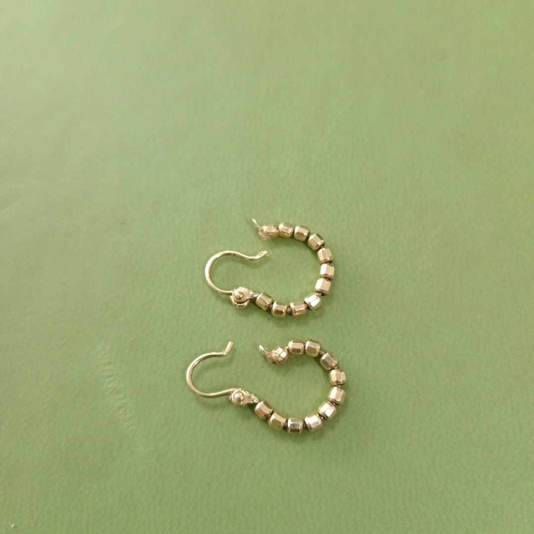 ARETES PAR ORO 10 K 1,10 GRMS (SEMINUEVO)