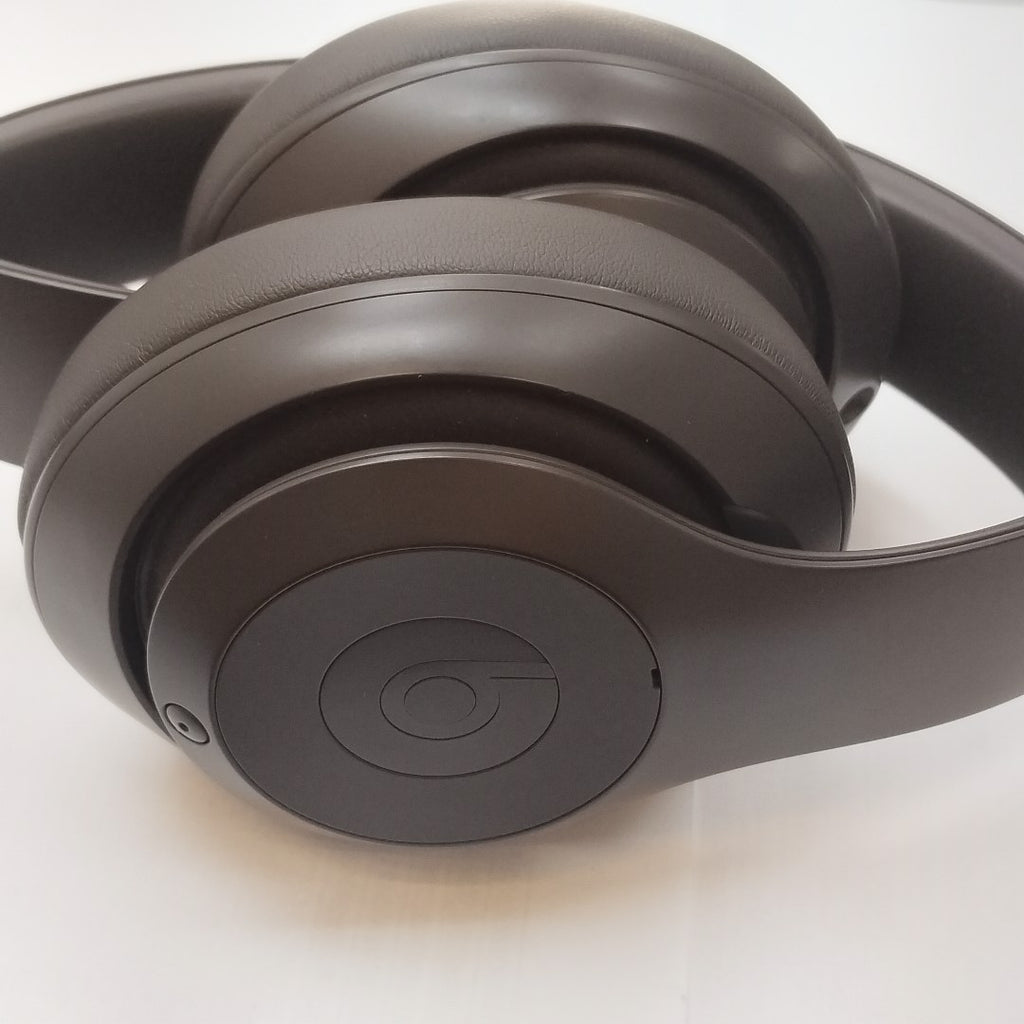 AUDIFONOS BEATS STUDIO PRO INALAMBRICO OVER EAR (SEMINUEVO)