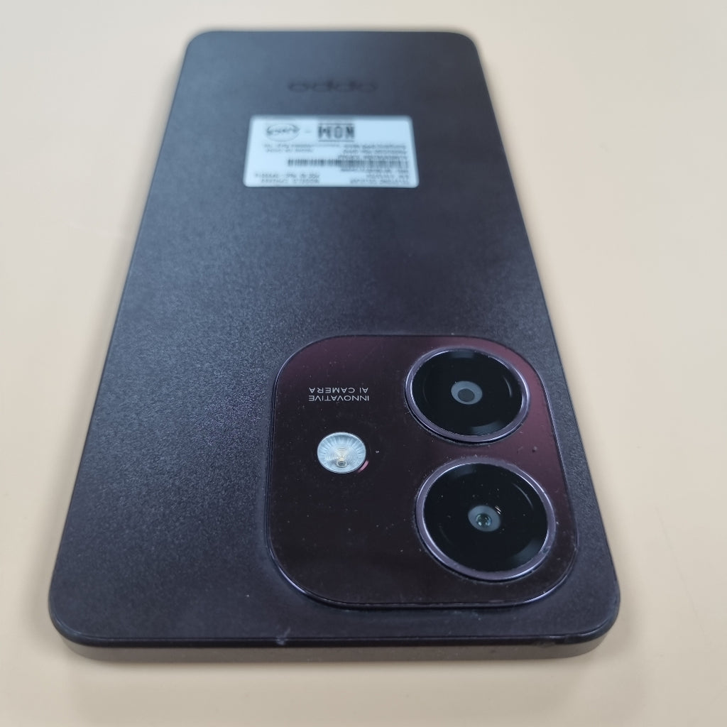 CELULAR OPPO A40 CPH2669 (2024) 256 GB 4 GB RAM (SEMINUEVO)
