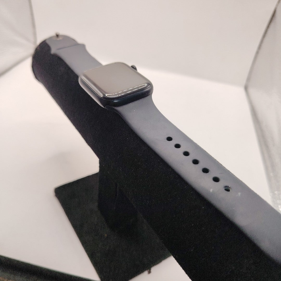 SMARTWATCH APPLE SE 2 ALUMINIO A2723 44 MM GPS (SEMINUEVO)