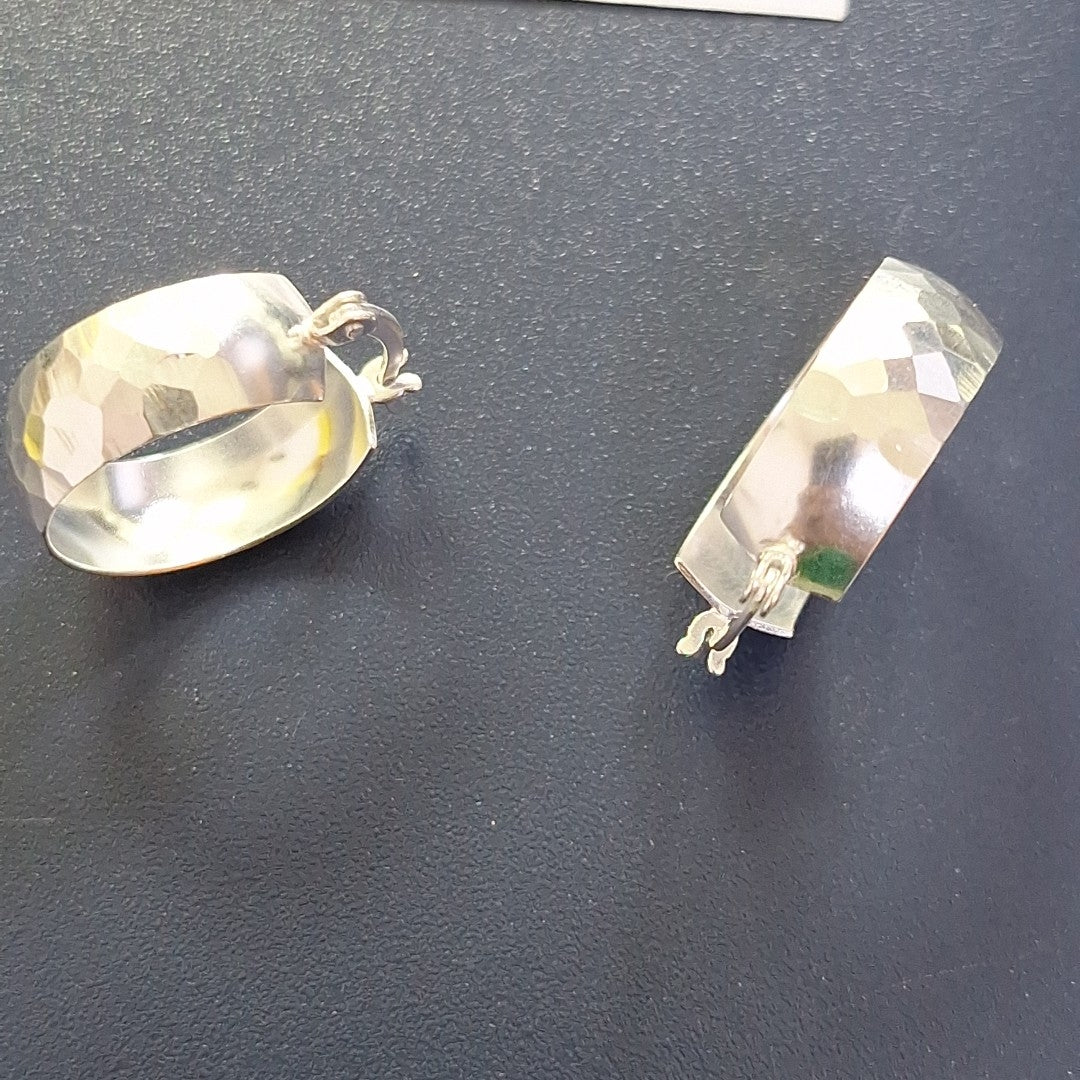 ARETES ARRACADAS FACETADAS PLATA .925 2.8 GR (NUEVO)