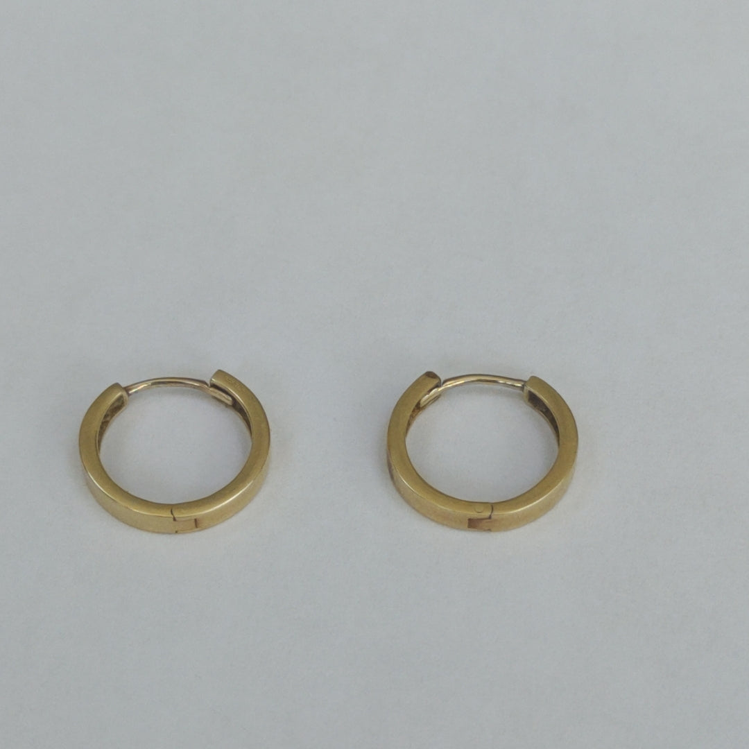 ARRACADAS PAR ORO 10 K 1.4 GRMS (SEMINUEVO)