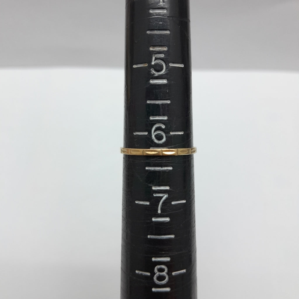 ARGOLLA ORO 10 K 0.6 GRMS (SEMINUEVO)