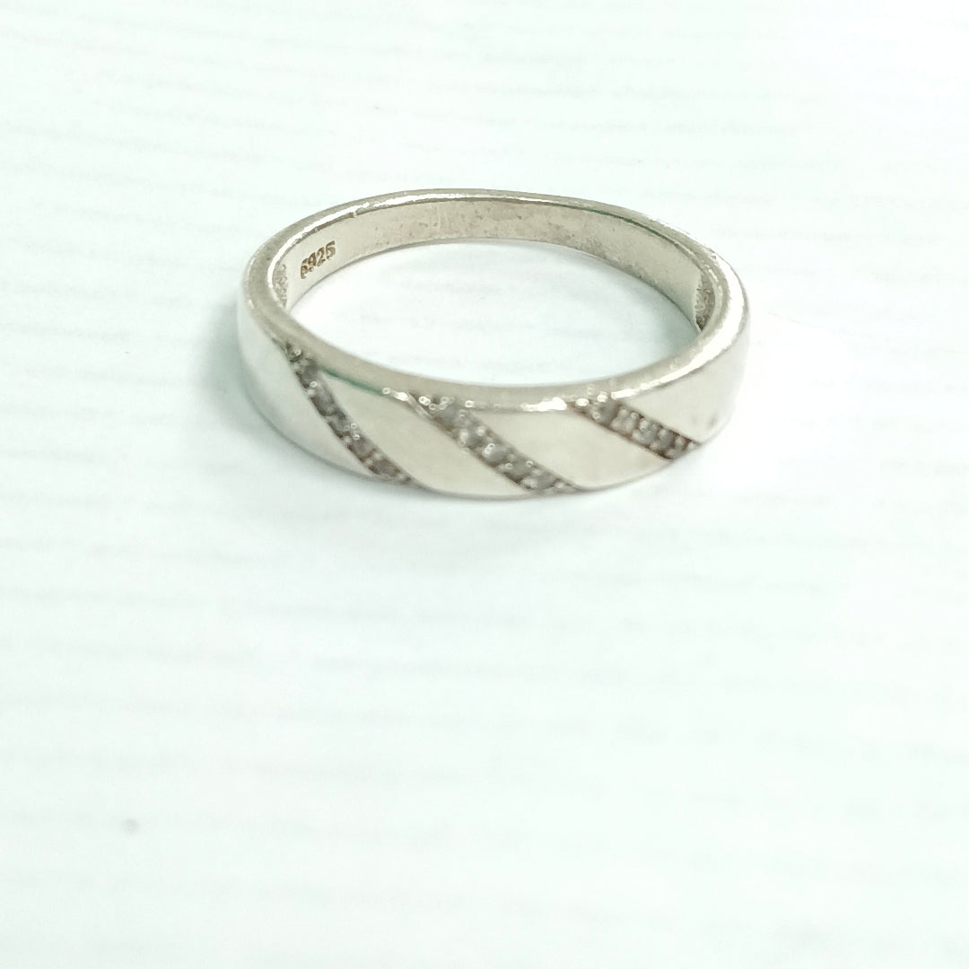 ANILLITO PLATA 3.3 GRMS (SEMINUEVO)