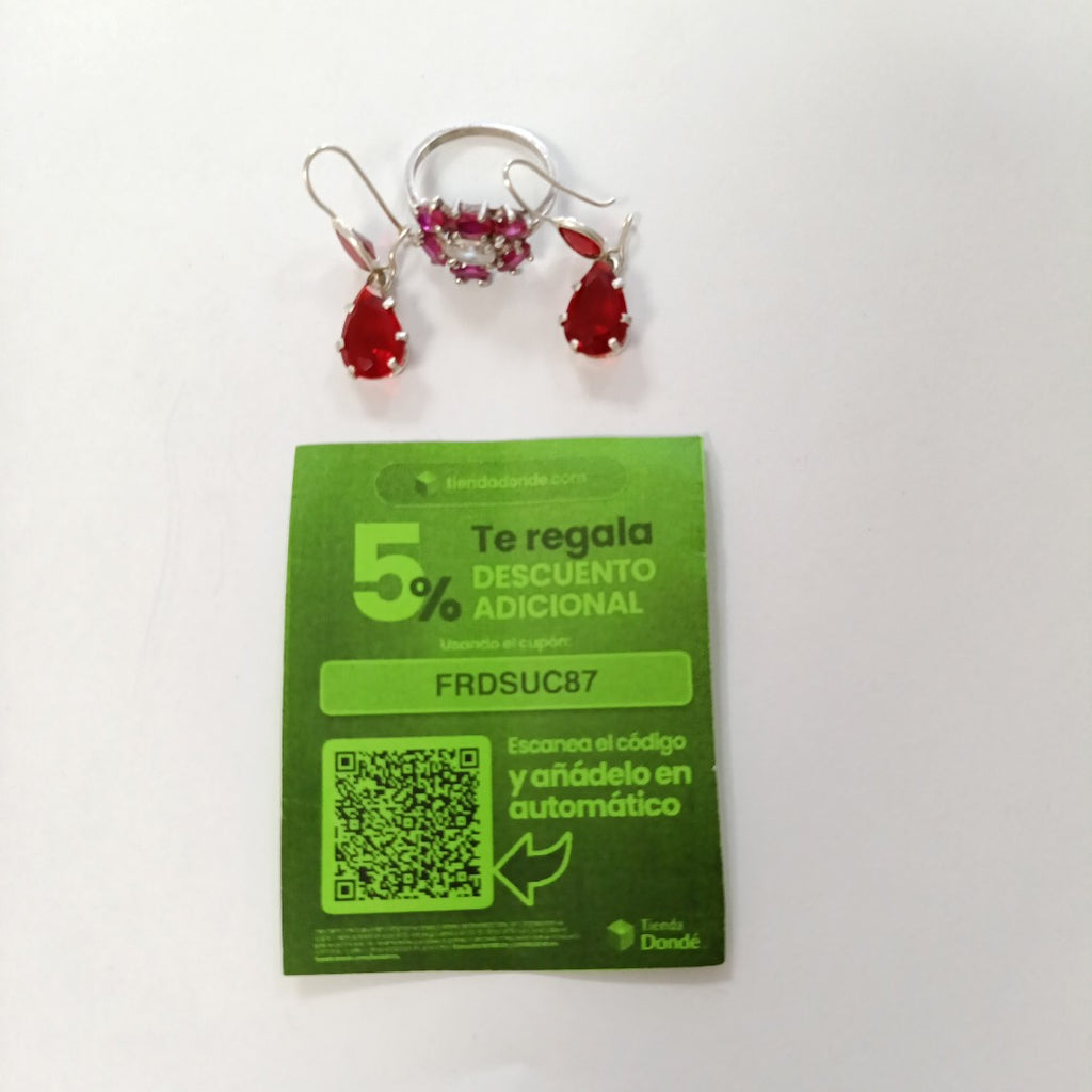 ANILLITO, ARETES PAR PLATA 4.7 GRMS (SEMINUEVO)