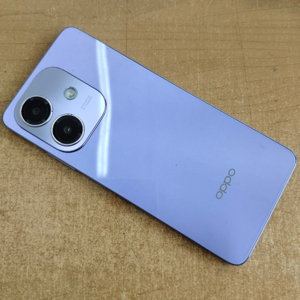 CELULAR OPPO A40 CPH2669 (2024) 256 GB 4 GB RAM (SEMINUEVO)