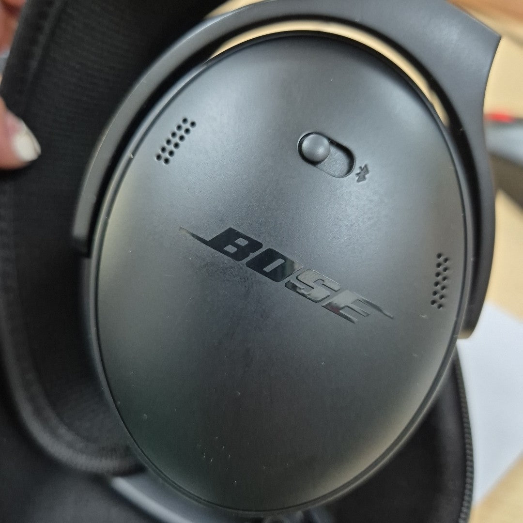 AUDIFONOS BOSE QUIETCOMFORT 45 INALAMBRICO OVER EAR (SEMINUEVO)