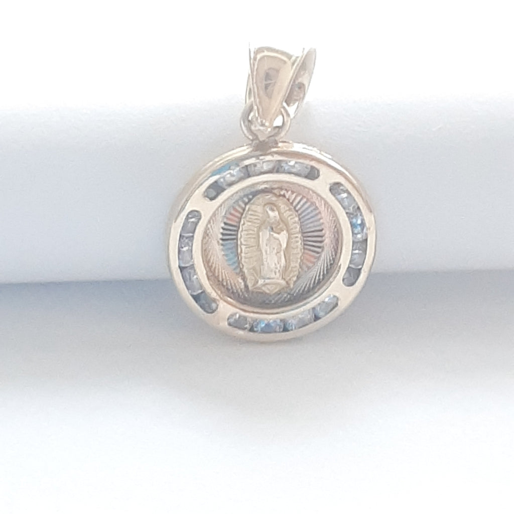 MEDALLA RELIGIOSA ORO 10 K 0.6 GRMS (SEMINUEVO)