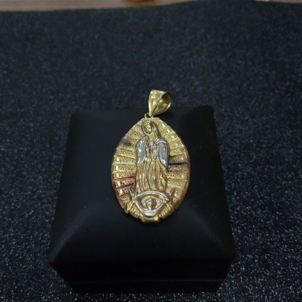 DIJE ORO 10 K 5,20 GRMS (SEMINUEVO)