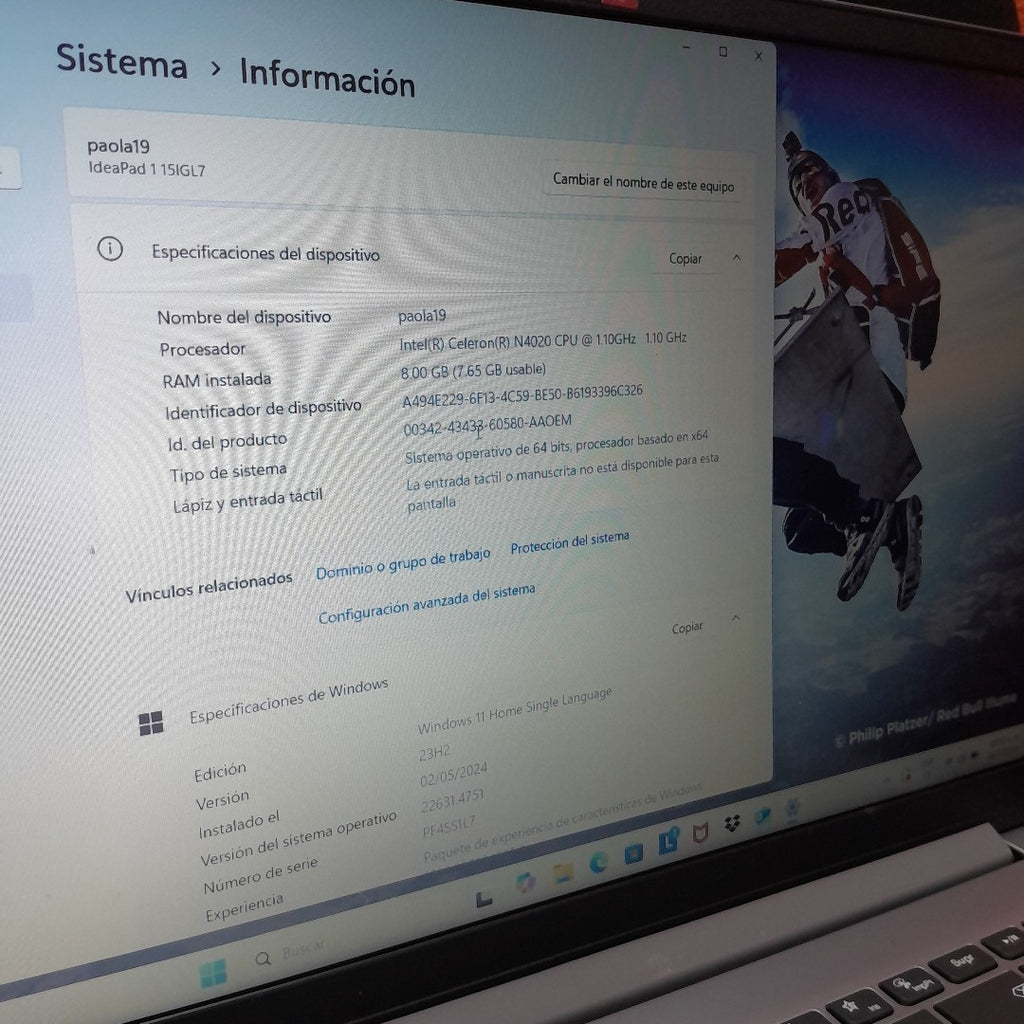 LAPTOP LENOVO IDEAPAD 1 15IGL7 (2024) 256 GB SSD 8 GB RAM (SEMINUEVO)
