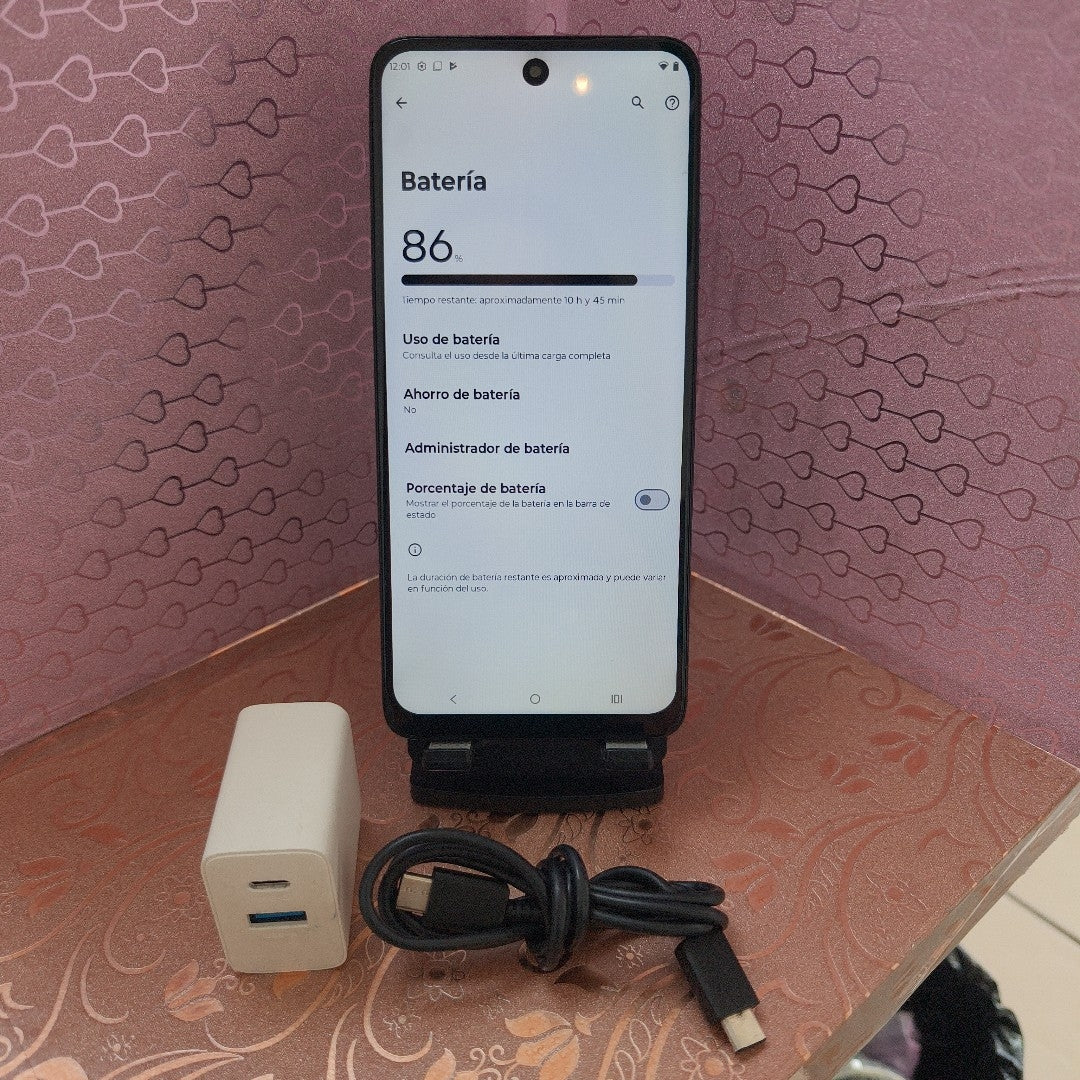 CELULAR MOTOROLA MOTO G15 XT2521-2 (2025) 256 GB 4 GB RAM (SEMINUEVO)