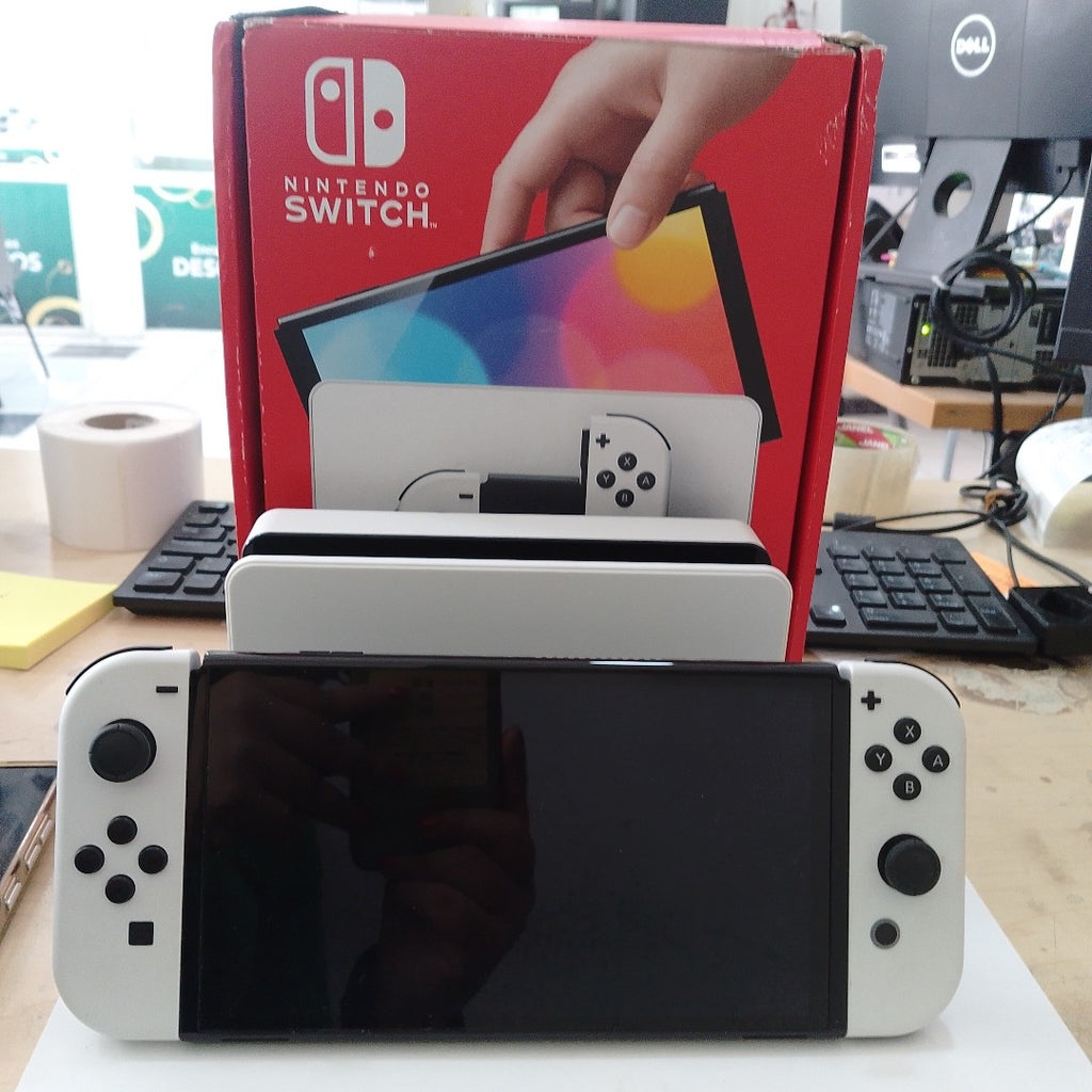 CONSOLA DE VIDEOJUEGO NINTENDO SWITCH OLED 64 GB (SEMINUEVO)