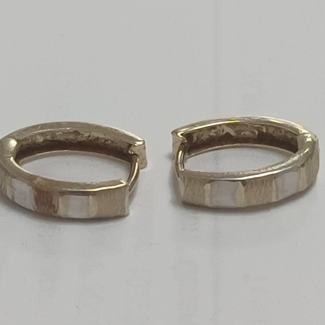 ARRACADAS PAR ORO 14 K 1 GRMS (SEMINUEVO)