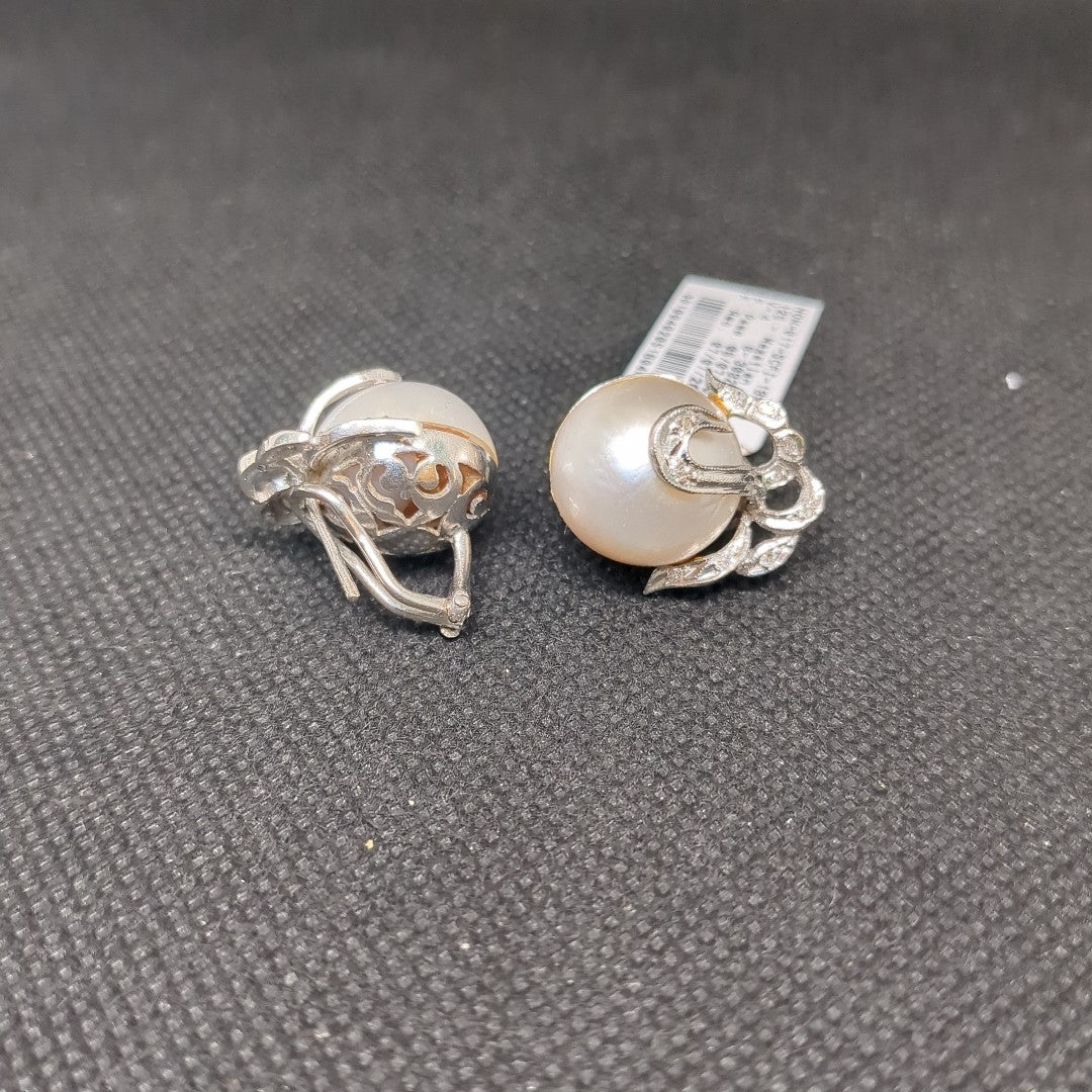 ARETES PAR ORO BLANCO 10 K 8.5 GRMS (SEMINUEVO)