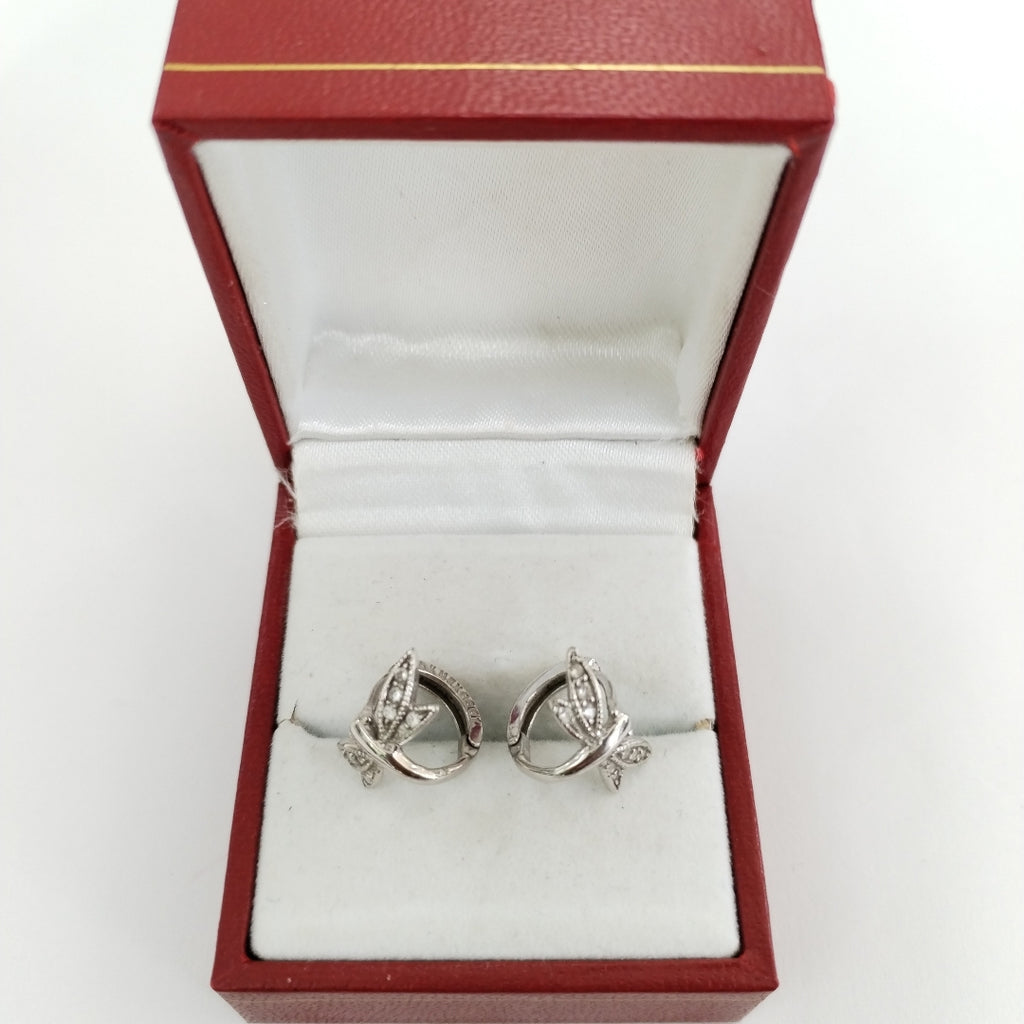 ARETES PAR ORO BLANCO 14 K 2,40 GRMS (SEMINUEVO)