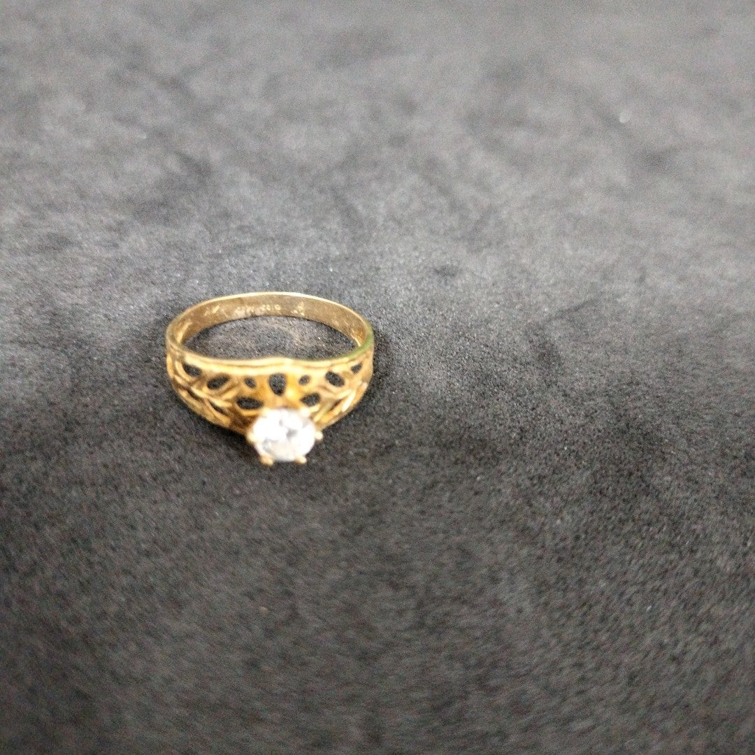 SOLITARIO ORO 14 K 1.8 GRMS (SEMINUEVO)