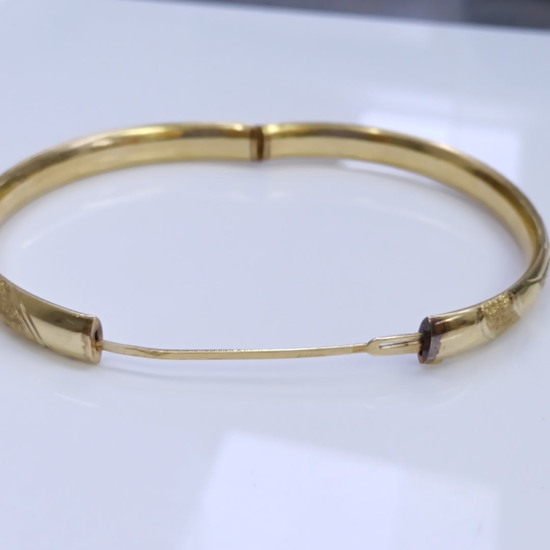 PULSERA RIGIDA ORO 14 K 11.9 GRMS (SEMINUEVO)