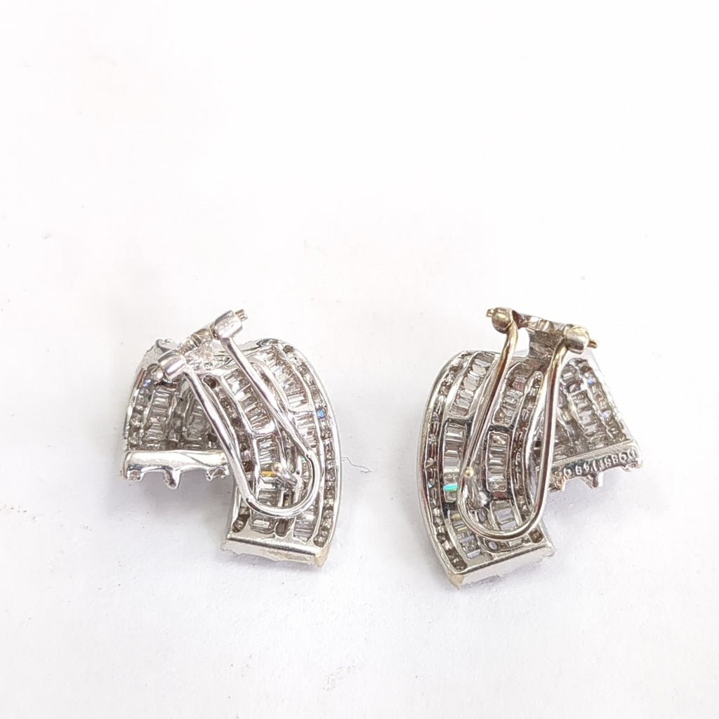 ARETES PAR ORO BLANCO 18 K 11.3 GRMS (SEMINUEVO)