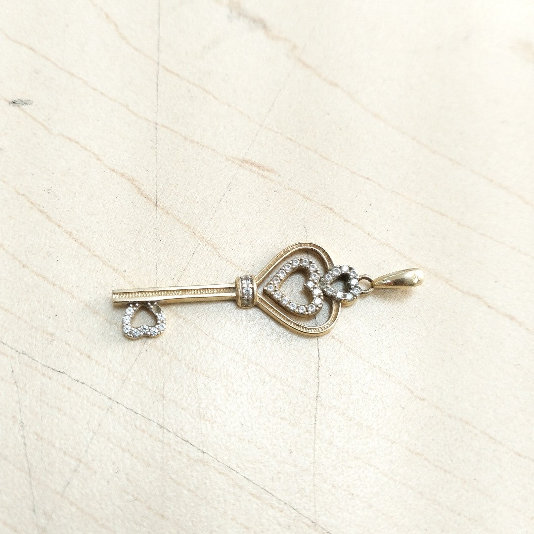 DIJE ORO 14 K 2.2 GRMS (SEMINUEVO)