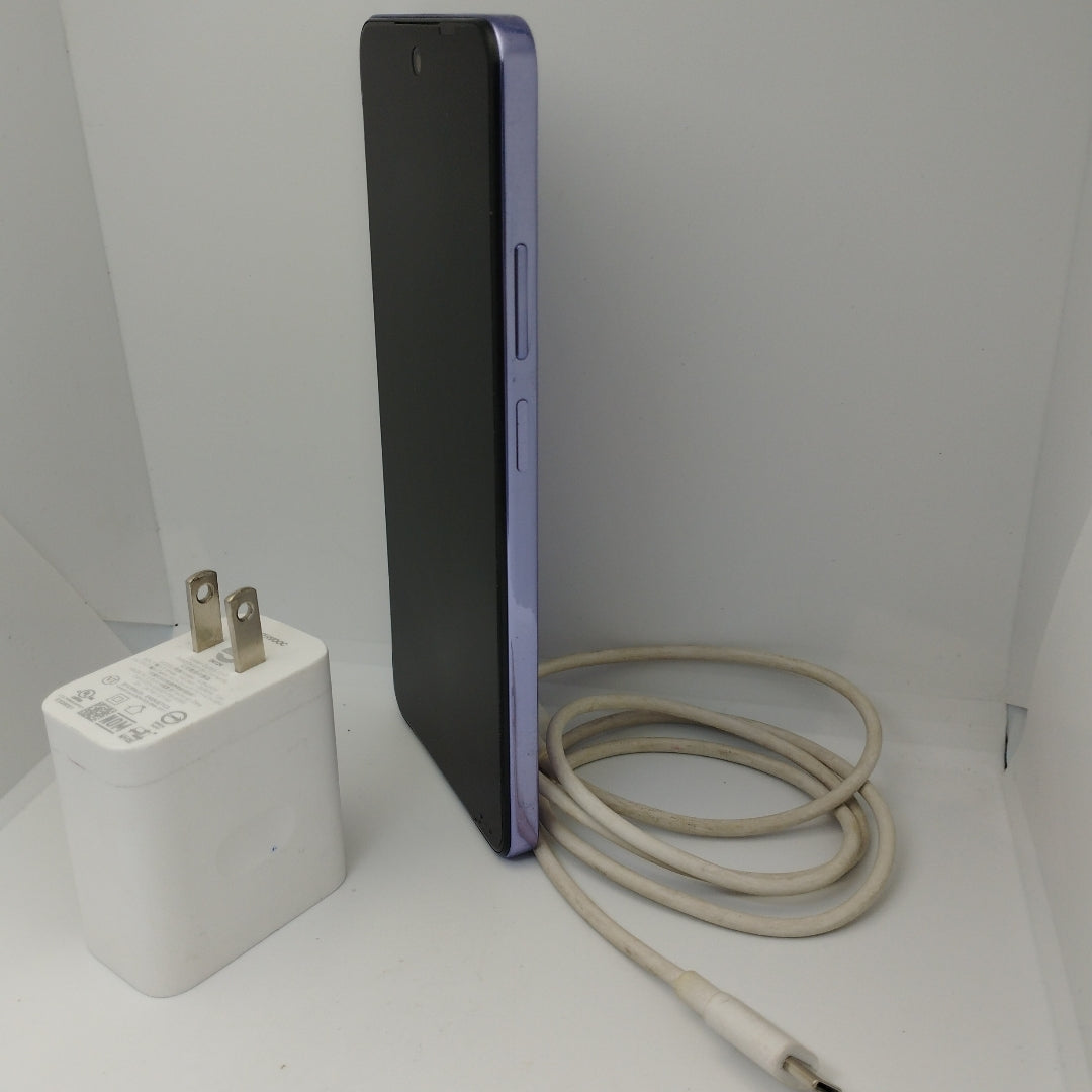 CELULAR OPPO A80 5G CPH2639 (2024) 256 GB 8 GB RAM (SEMINUEVO)