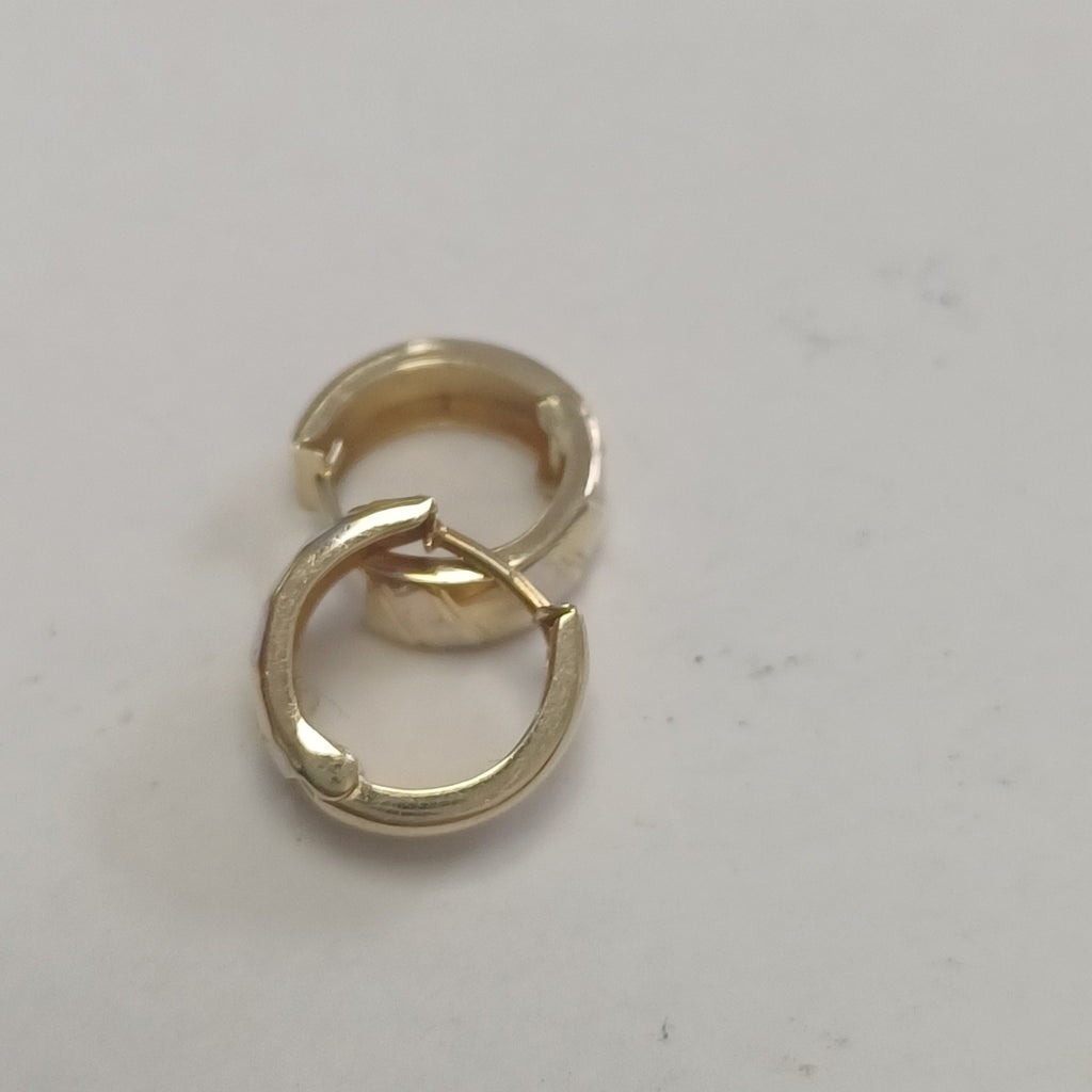 ARRACADAS PAR ORO 10 K 1.3 GRMS (SEMINUEVO)