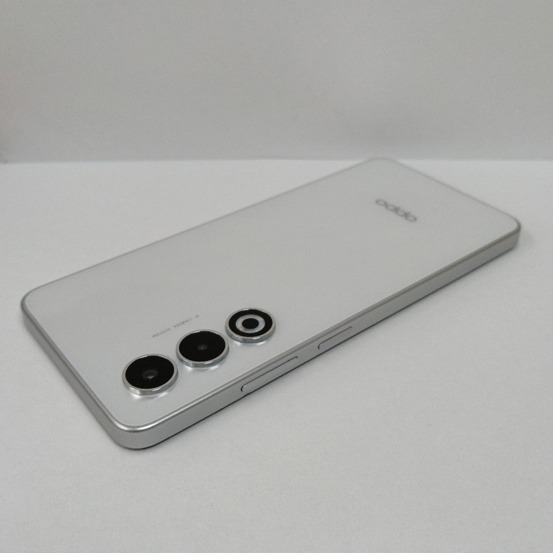 CELULAR OPPO A5 CPH2727 (2025) 256 GB 4 GB RAM (SEMINUEVO)