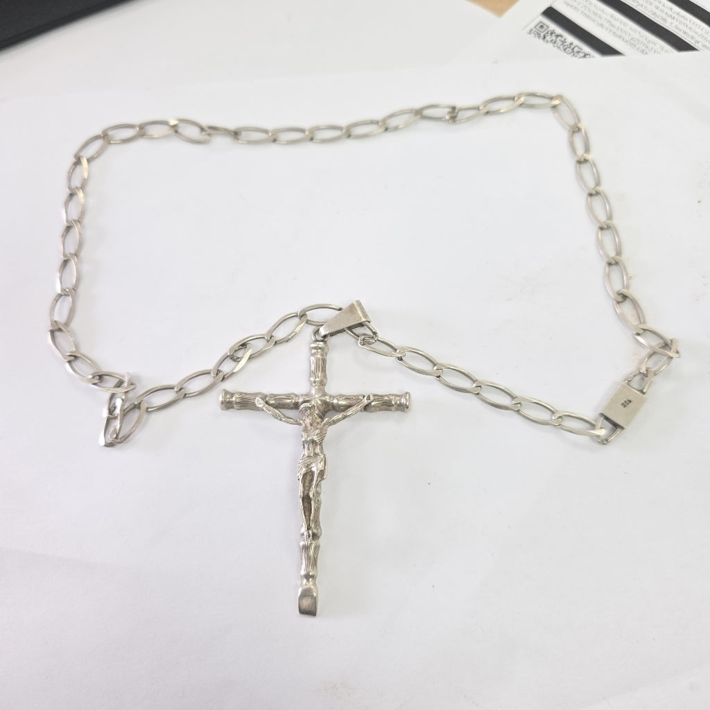 CADENA, CRUCIFIJO PLATA 47.5 GRMS (SEMINUEVO)
