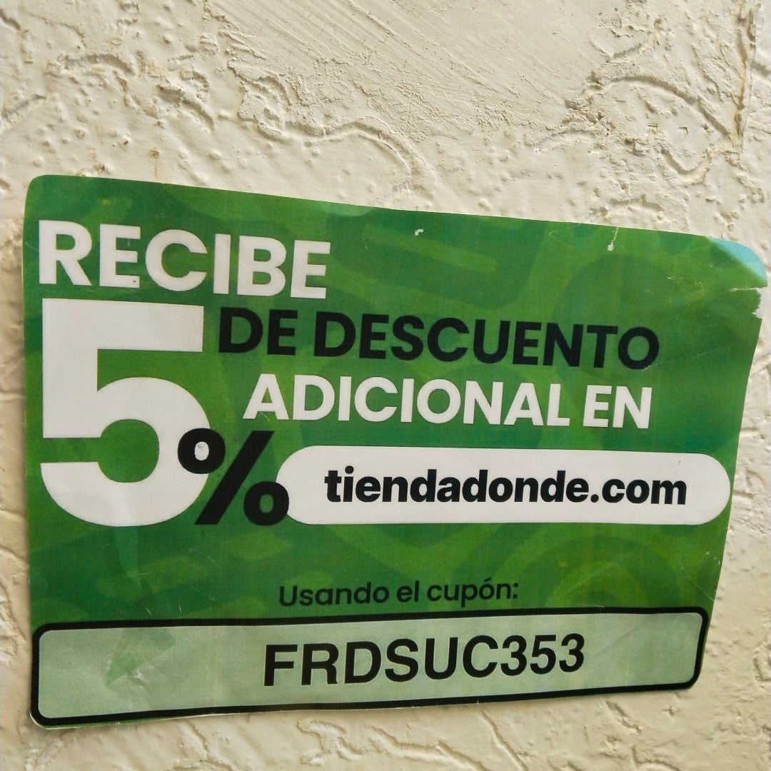 CADENA, MEDALLA RELIGIOSA ORO 10 K 3 GRMS (SEMINUEVO)