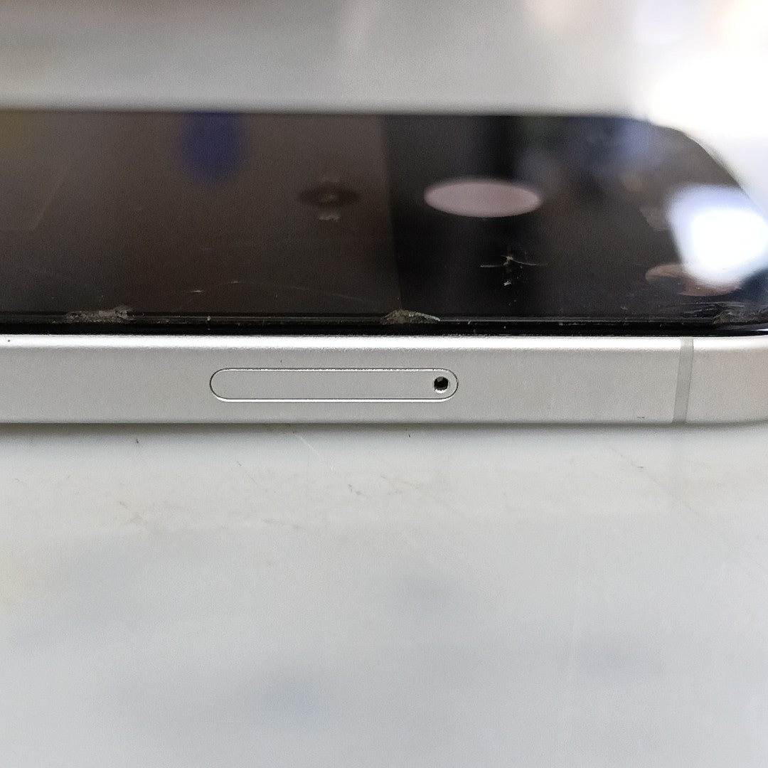 CELULAR APPLE IPHONE 16 A3286 (2024) 128 GB 8 GB RAM (SEMINUEVO)
