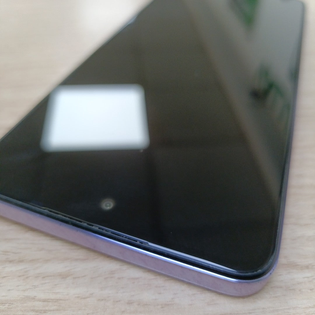 CELULAR OPPO A80 5G CPH2639 (2024) 256 GB 8 GB RAM (SEMINUEVO)